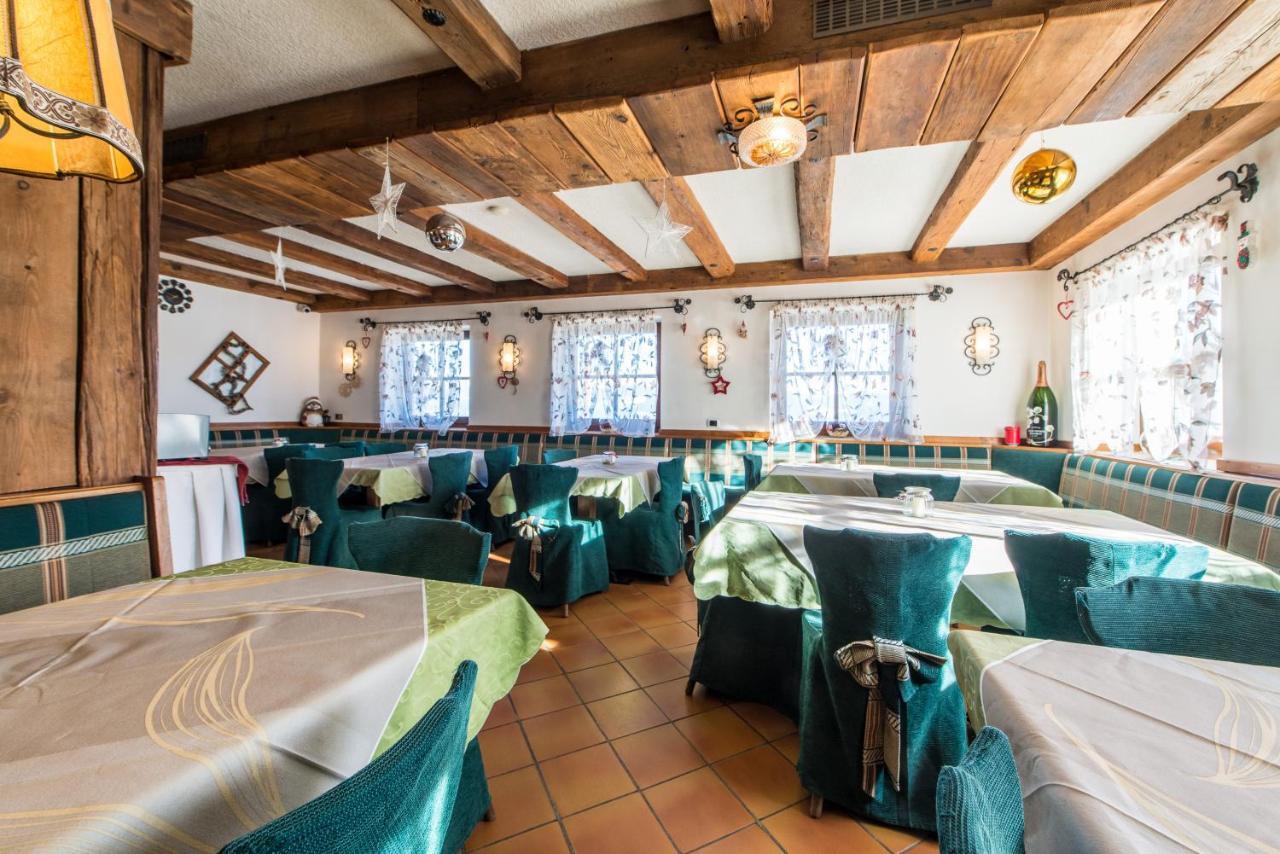 Gasthof Hoerschwang San Lorenzo di Sebato Bagian luar foto